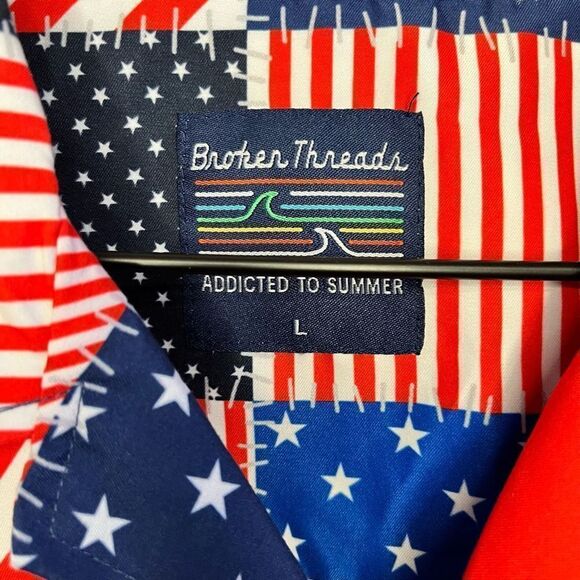 Broken Threads Surf Patriotic US Flag Print UV Protection Camp Pool Shirt Sz L‎ - Picture 5 of 6